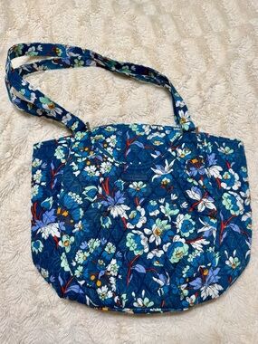 Vera Bradley Messenger Floral Bursts Pattern Bucket Shoulder Bag Cottagecore